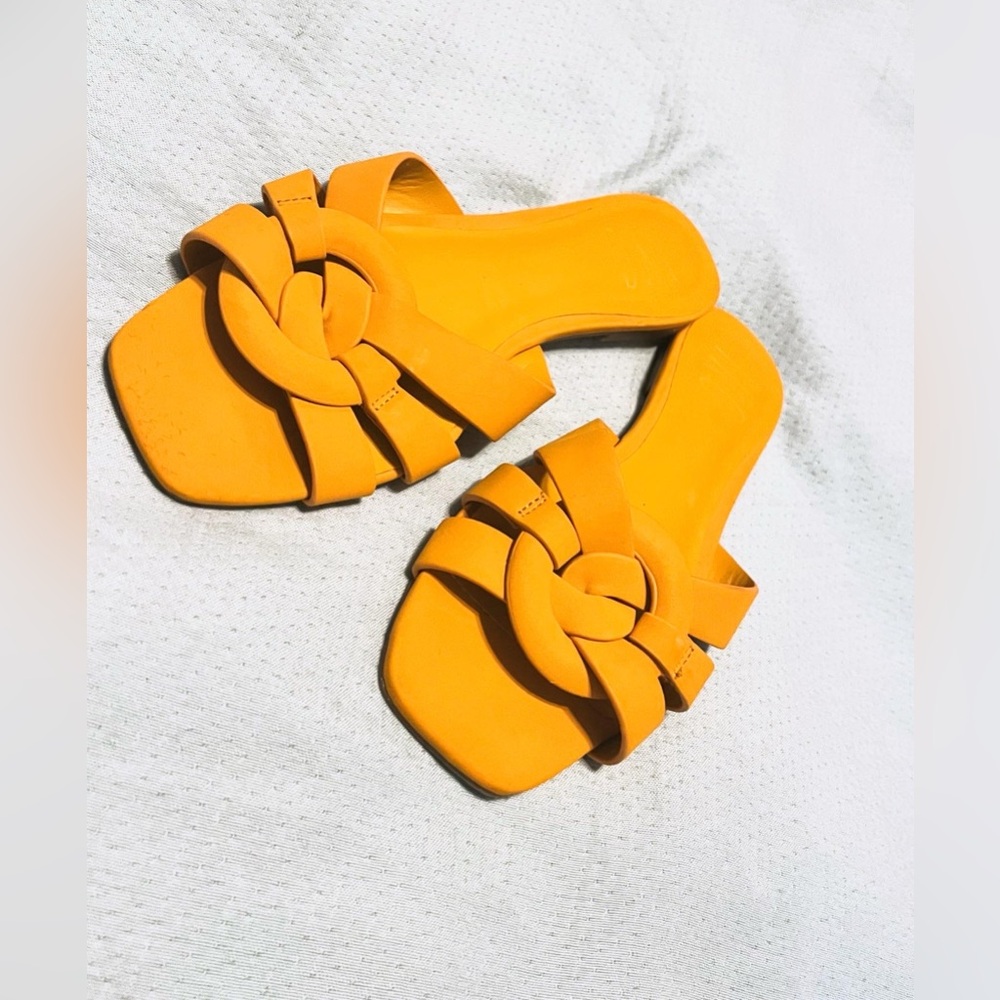 New! Women’s Slides